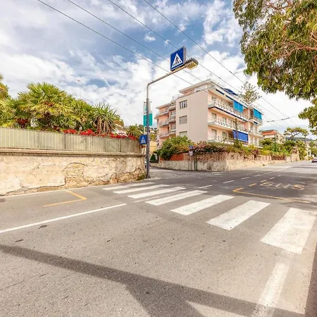 Casaviva - Bilocale A A Due Passi Dalle Spiagge Apartamento *